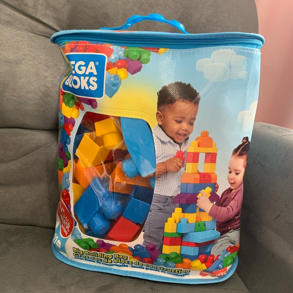 Mega blocks